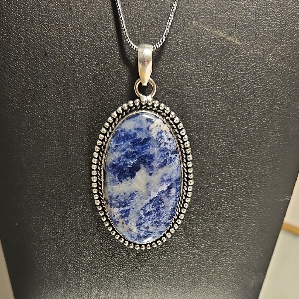 Nwt  Sodalite 2" Statement Pendant Necklace Set In German Metal Silver